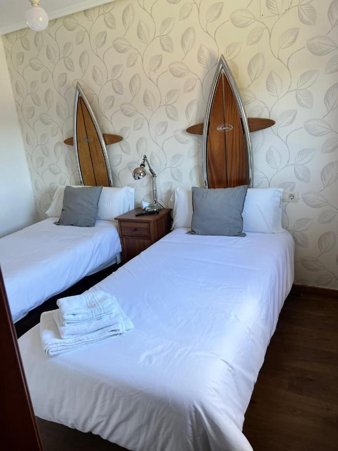 A Cochera Hostel Феррол Экстерьер фото