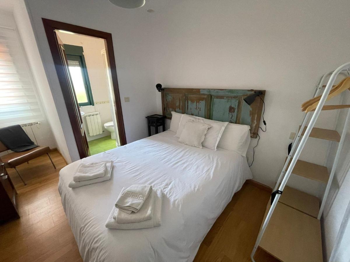 A Cochera Hostel Феррол Экстерьер фото