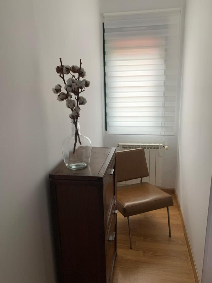 A Cochera Hostel Феррол Экстерьер фото