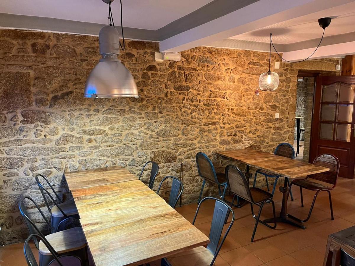A Cochera Hostel Феррол Экстерьер фото