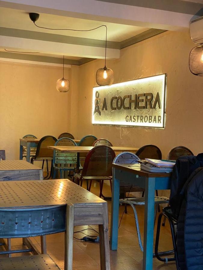A Cochera Hostel Феррол Экстерьер фото